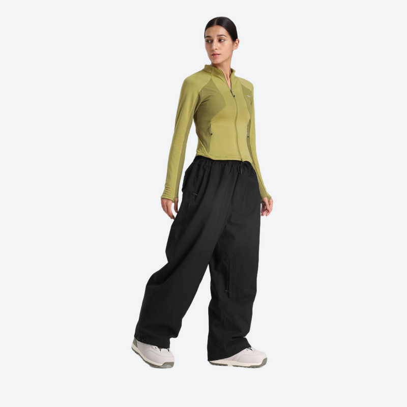 Women's breathable ski pullover jacket and pants set - olive green base layer top with black snow pants