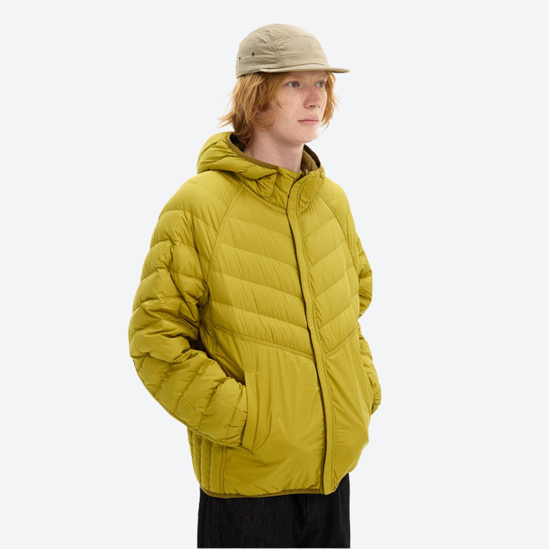 Warm reversible goose down jacket with hood - olive yellow 90 goose down reversible jacket on men with bucket hat 8