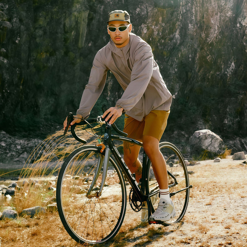 UPF50 coolmax crinkled sun protection jacket - khaki coolmax sun jacket on men, for fishing and water days