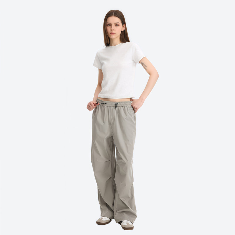 Breathable sun-protection wide-leg trail pants - light gray wide-leg cargo pants with white tee, for hiking and trail walking