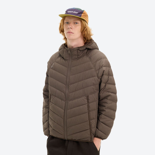 Two-way wearable down jacket with chevron quilting - brown 90 goose down reversible jacket on men with cap