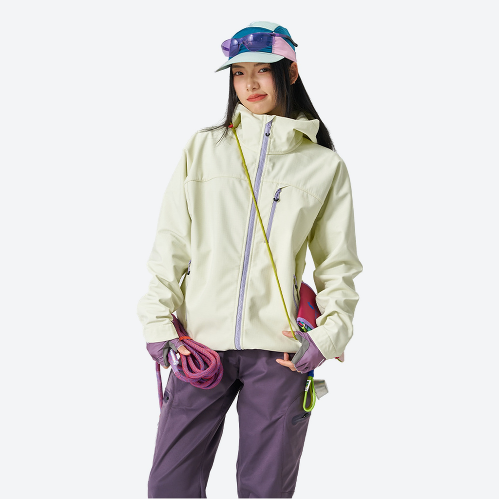 Vivid Water-Repellent Softshell Jacket – Fleece-Lined