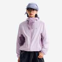 
                  
                    Lightweight water-repellent sun protection jacket - lavender sun jacket on women with cap, for cycling and commuting
                  
                