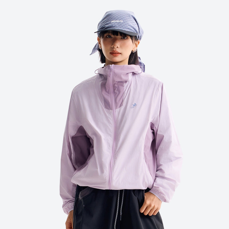 Lightweight water-repellent sun protection jacket - lavender sun jacket on women with cap, for cycling and commuting