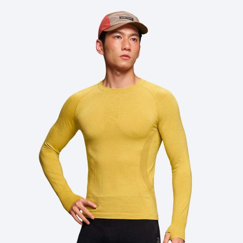 Soft merino wool baselayer with temperature control - merino wool baselayer long-sleeve with cap, for skiing and snowboarding