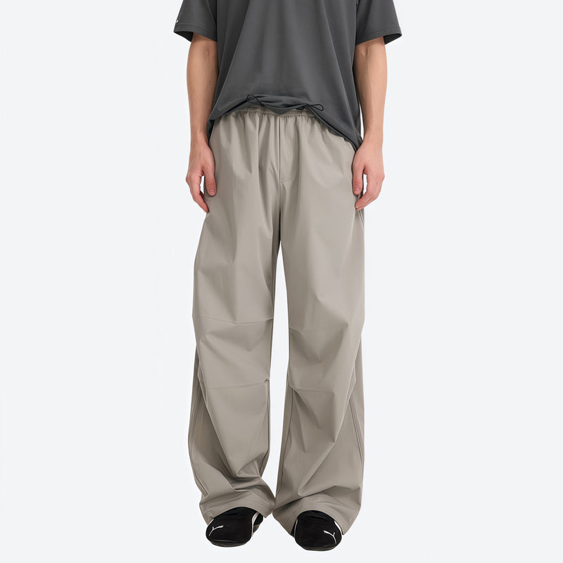 Breathable sun-protection wide-leg trail pants - light gray wide-leg cargo pants with gray tee, for sunny-weather trekking