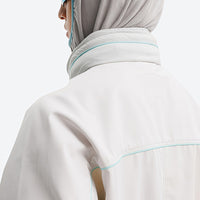 
                  
                    Unisex lightweight softshell outdoor pants - light gray, back hood close-up detail, for cold-weather outdoor wear
                  
                