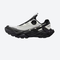 
                  
                    Grippy trail shoes with 4mm multi-directional lugs - white black Boa trail shoes with wide forefoot, for rocky trail terrain
                  
                