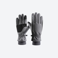 
                  
                    Water-repellent ski gloves with touchscreen fingertips - gray and black full-finger snow gloves, for winter mountain trips
                  
                