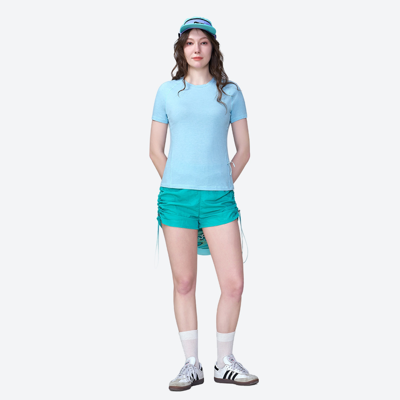 Women's merino wool quick-dry tee with side pocket - light blue merino wool quick-dry tee with cap