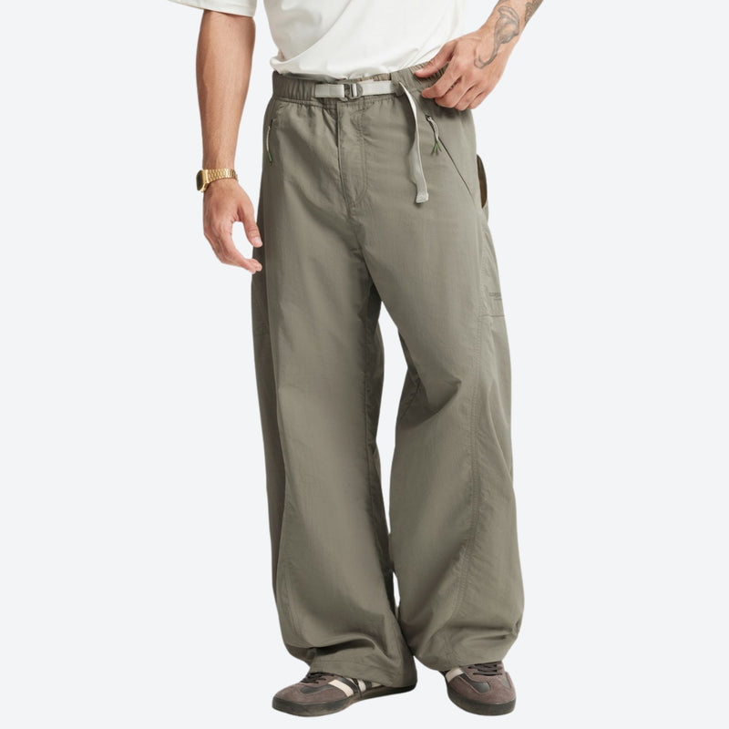 Lightweight quick-dry outdoor wear with tear-resistant fabric - gray wide-leg pants with white tee, for travel and city walks