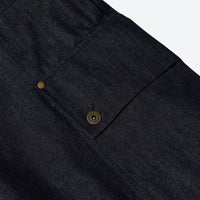 
                  
                    Breathable waterproof jean-style suspender ski pants - navy denim, for powder and piste riding
                  
                