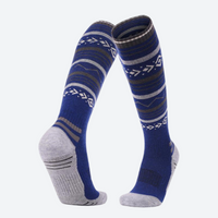 
                  
                    Breathable knee-high merino ski socks with jacquard - fair-isle merino ski socks, pair view in navy, for winter snow sports
                  
                