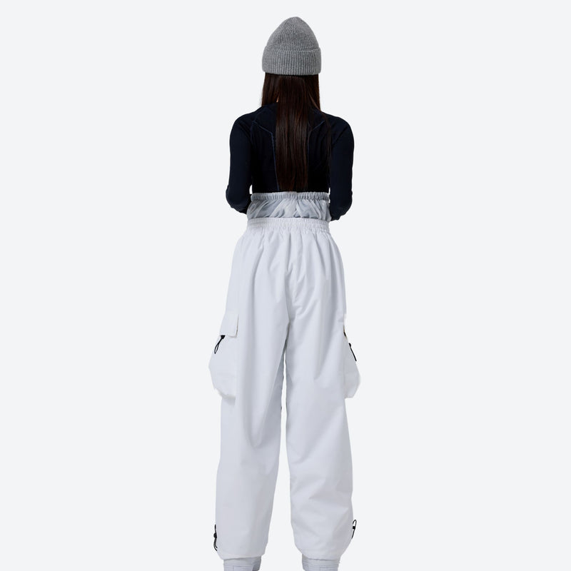 Unisex asymmetric snowboard jacket and cargo pants - white snow pants with black top, for cold-weather winter sports