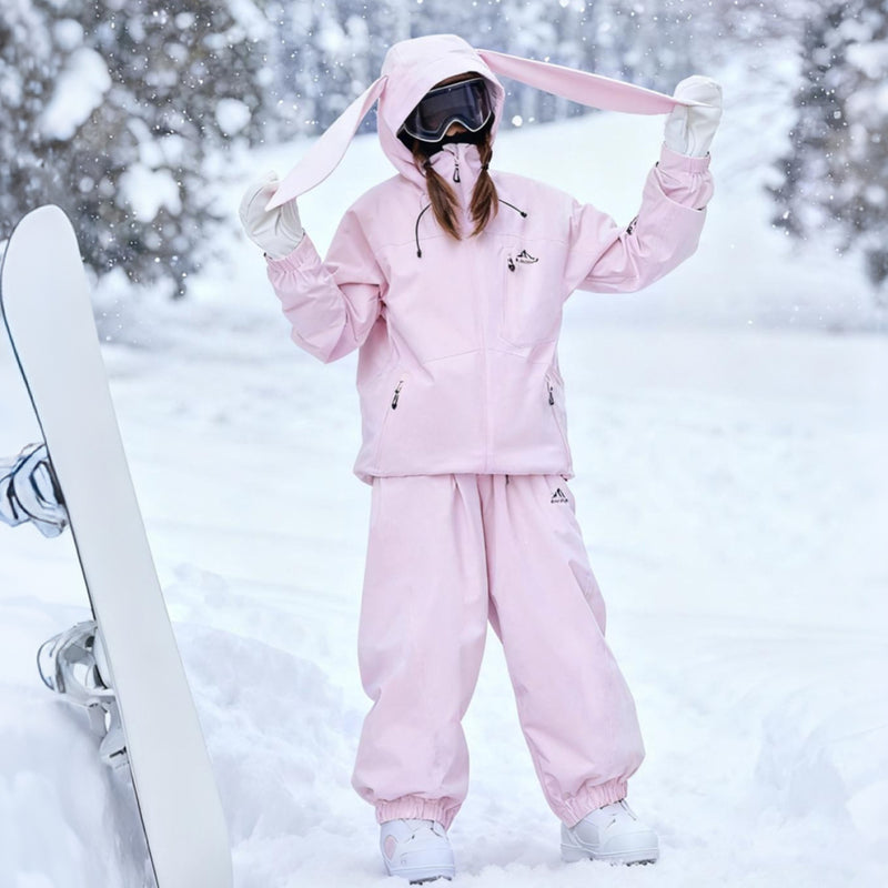 Women's quilted lining ski jacket with suspender bibs - light pink jacket with light pink pants, for skiing and snowboarding