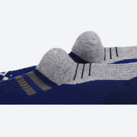 
                  
                    Compression merino wool ski socks 2.0 - navy gray merino ski socks, footbed close-up, for winter snow sports
                  
                