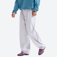 
                  
                    Women's lightweight knit cargo pants for outdoor - white knit cargo pants with blue top, for warm-weather trekking
                  
                