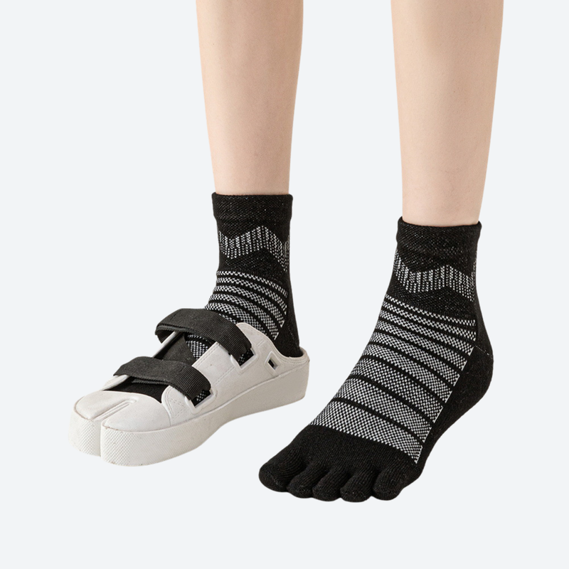 Soft stretchy merino wool toe socks - black five-toe merino wool socks with sandals, for travel and city walks