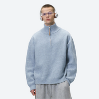 
                  
                    Breathable warm fleece pullover with half zip - light blue boxfleece half-zip sweatshirt on men with headphones
                  
                