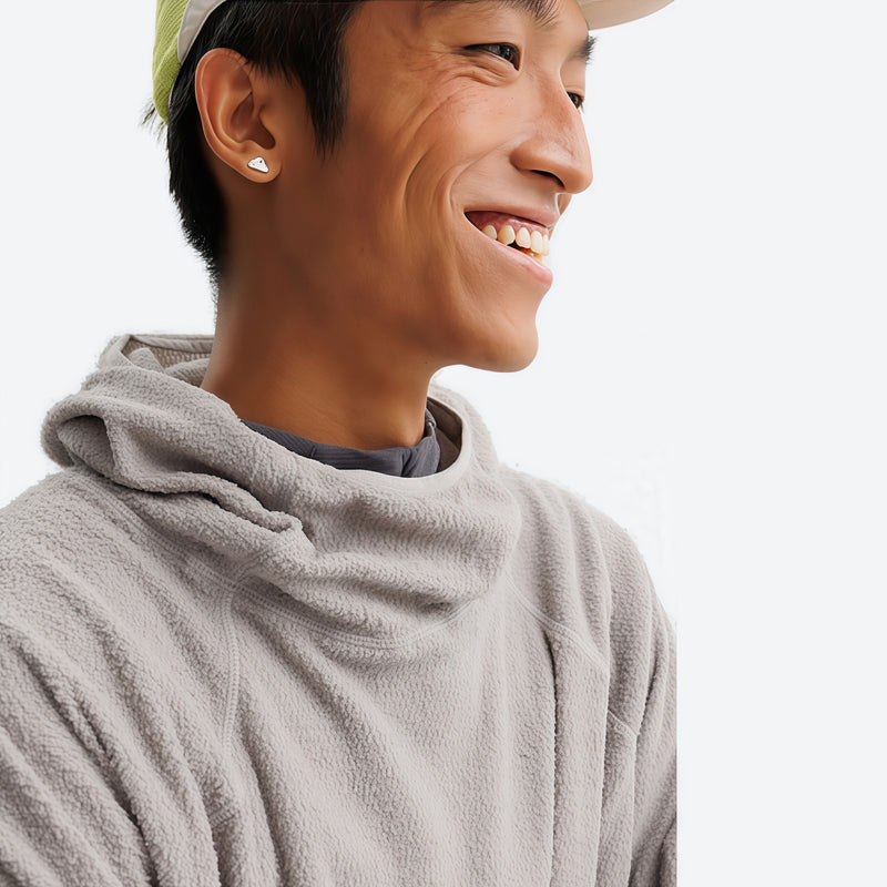 Lightweight windproof quick-dry mid-layer pullover - light gray hooded mid-layer pullover on men with cap