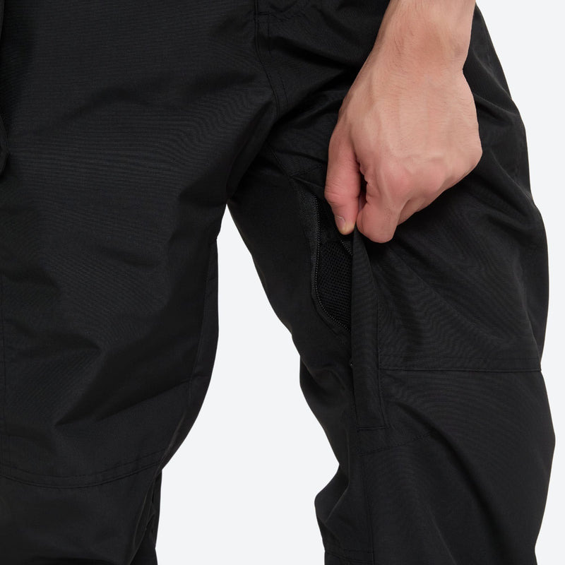 Men's breathable ski jacket with flap pockets - black snow pants, for cold-weather winter sports