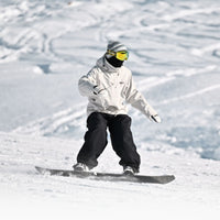 
                  
                    Freestyle twin tip snowboard for park and piste - rider in white jacket, for park and freestyle riding
                  
                