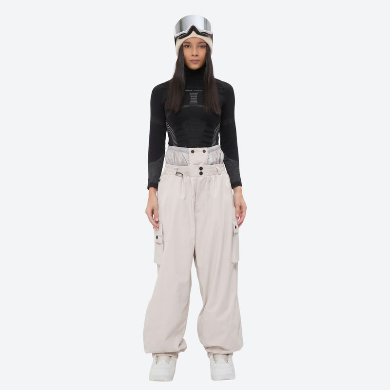 Women's waterproof 3L snow jacket and pants - light gray snow pants with black top, for cold-weather winter sports
