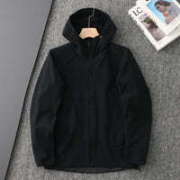
                  
                    Men's breathable water-repellent softshell shell - black softshell jacket, for travel and city commute
                  
                