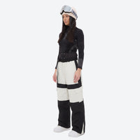 
                  
                    Sherpa collar breathable ski jacket set - white and black colorblock snow pants with black top, for resort and street wear
                  
                