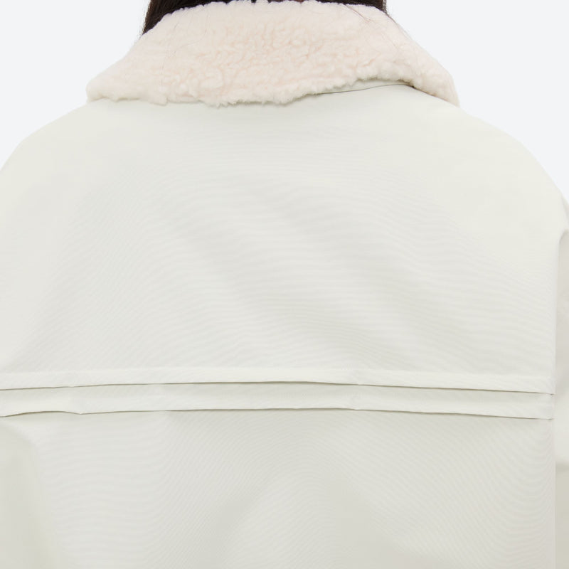 Sherpa collar breathable ski jacket set - white jacket, back collar close-up detail, for powder days and winter commute