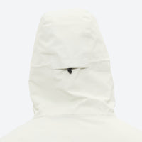 
                  
                    Breathable ski jacket with quilted lining - white jacket, back hood close-up detail, for cold-weather winter sports
                  
                
