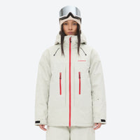 
                  
                    Breathable ski jacket with quilted lining - white jacket, on-model front view, for resort and backcountry days
                  
                