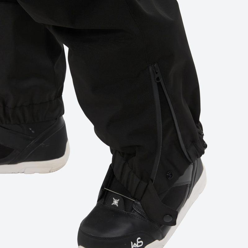 Men's adjustable ski pants with suspenders - black bib pants, for deep powder winter days