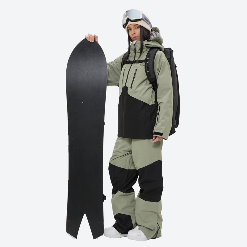 Waterproof 2L snow jacket and pants set - women's sage green and black colorblock, for resort and powder riding