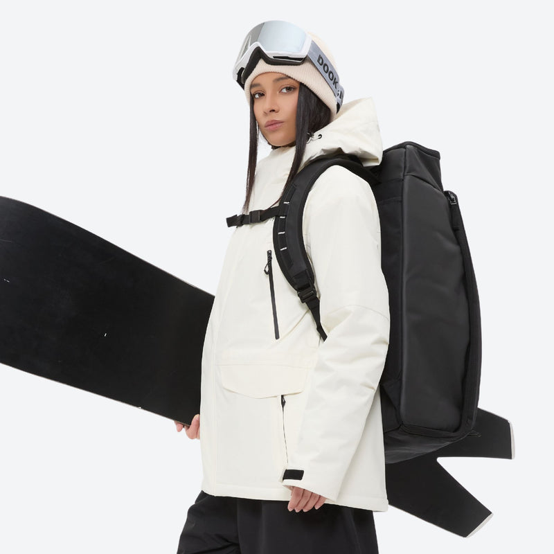Breathable ski jacket with taped line details - white jacket, for powder days and winter commute