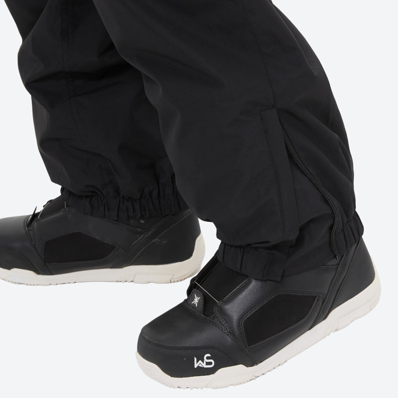 Unisex 2-layer snowboard jacket and pants - black snow pants, for cold-weather winter sports