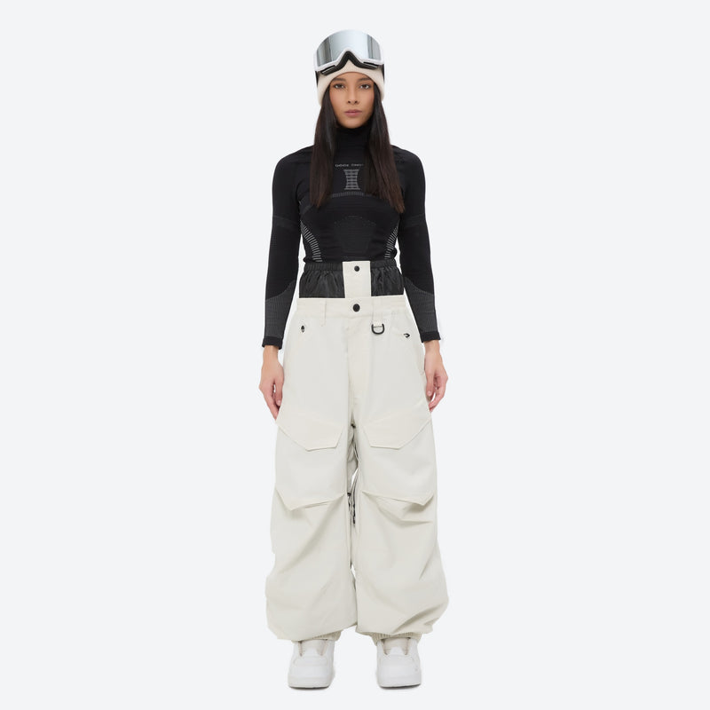 Women's waterproof 3L snow pants and jacket series - white snow pants with black top, for powder days and winter commute