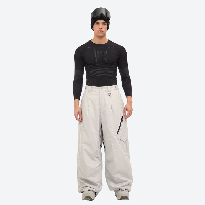 Men's 3-layer snowboard jacket and wide-leg pants - off-white snow pants with black top, for powder days and winter commute