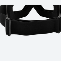 
                  
                    Cylindrical ski goggles with anti-fog UV lens - strap buckle, strap buckle close-up, for resort ski days
                  
                