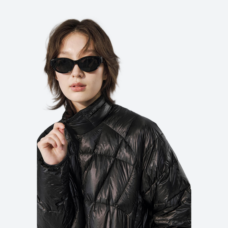 Ultralight water-repellent down series for men and women - black ultralight down jacket on women, for travel and city walks