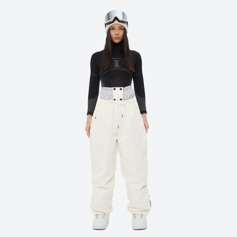 Women's 3-layer snowboard jacket and pants - white snow pants with black top, for skiing and snowboarding