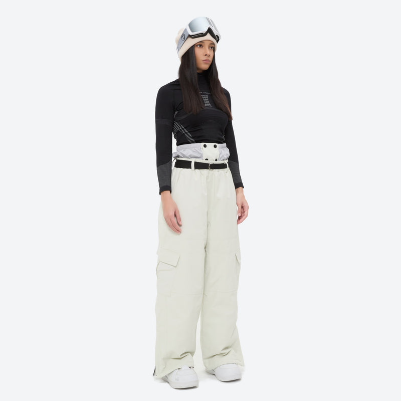 Unisex 3-layer snowboard jacket and pants - white snow pants with black top, for resort and backcountry days